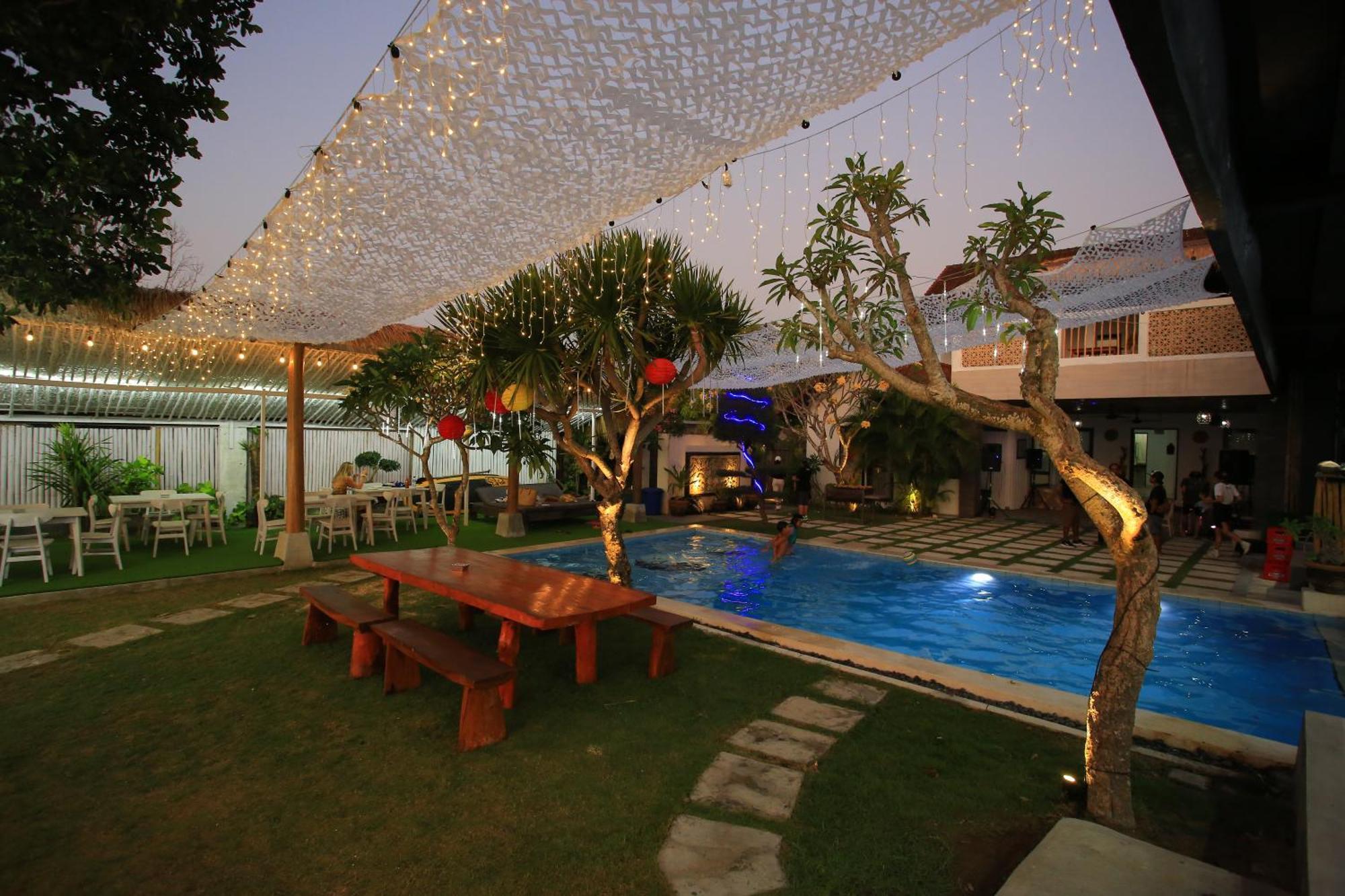 3 Monkeys Lembongan Studio Apartments Gym Recovery Centre Eksteriør bilde